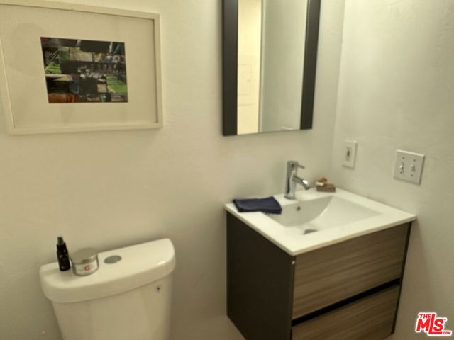 8705 Cedros Avenue 8, Panorama City, CA 91402