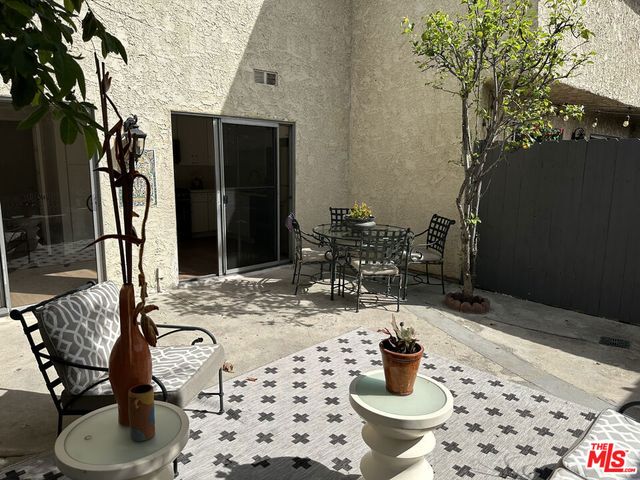 8705 Cedros Avenue 8, Panorama City, CA 91402