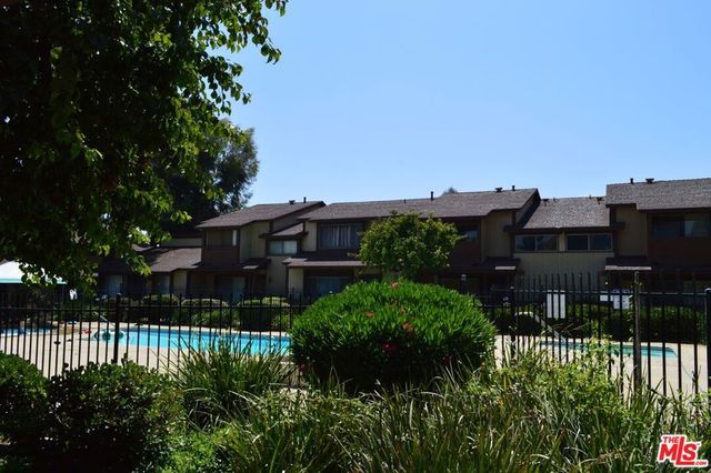8705 Cedros Avenue 8, Panorama City, CA 91402