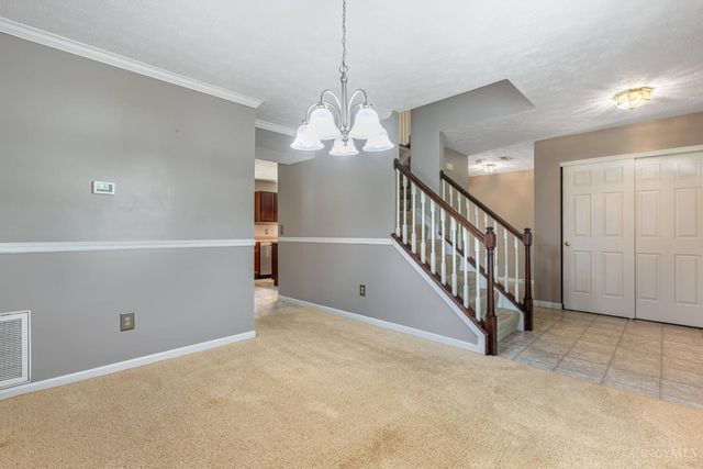 11 S Glen Oak Drive, Springboro, OH 45066