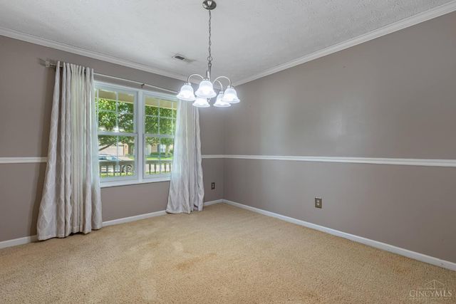 11 S Glen Oak Drive, Springboro, OH 45066