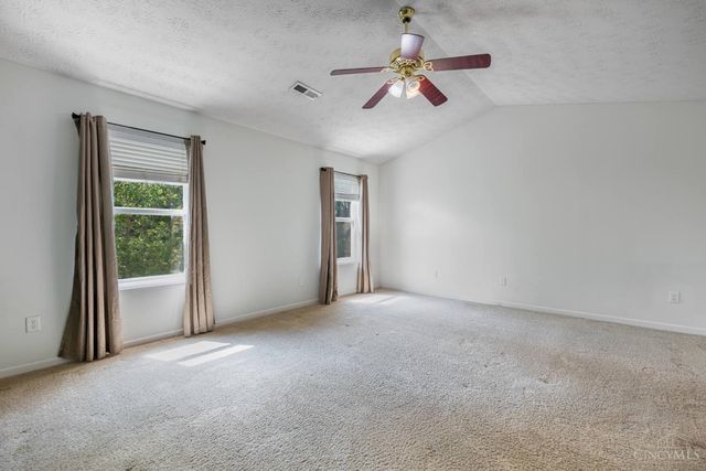 11 S Glen Oak Drive, Springboro, OH 45066