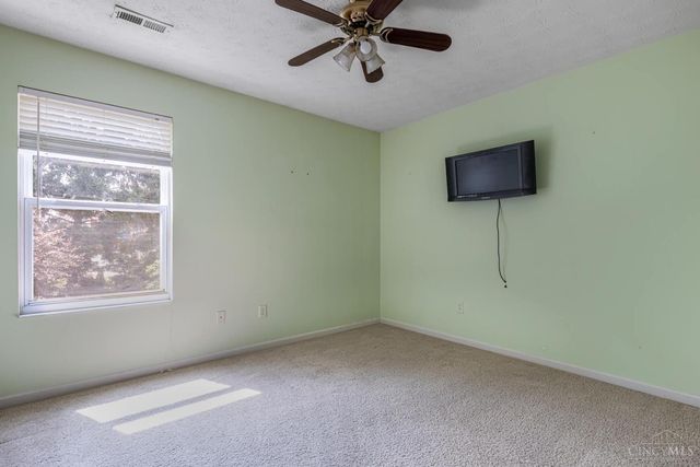 11 S Glen Oak Drive, Springboro, OH 45066