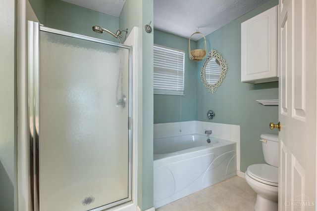 11 S Glen Oak Drive, Springboro, OH 45066