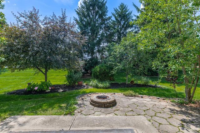 11 S Glen Oak Drive, Springboro, OH 45066