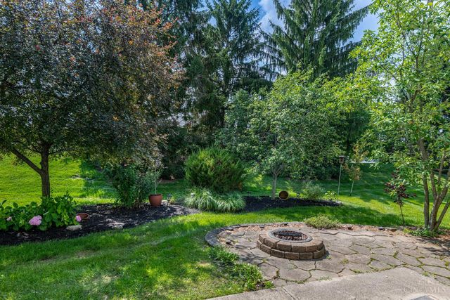 11 S Glen Oak Drive, Springboro, OH 45066