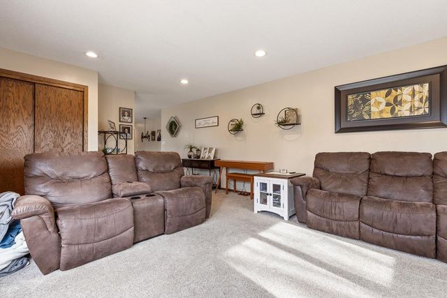 500 Rowland Street, Tracy, MN 56175