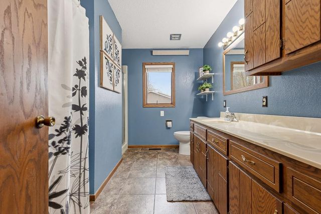 500 Rowland Street, Tracy, MN 56175