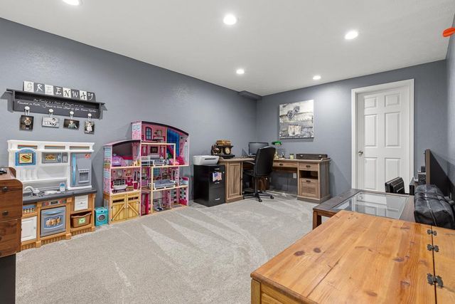 500 Rowland Street, Tracy, MN 56175