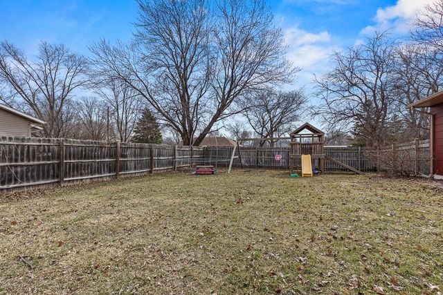 500 Rowland Street, Tracy, MN 56175