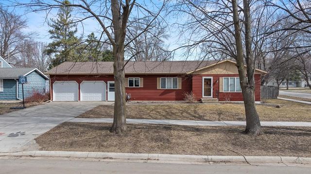 500 Rowland Street, Tracy, MN 56175