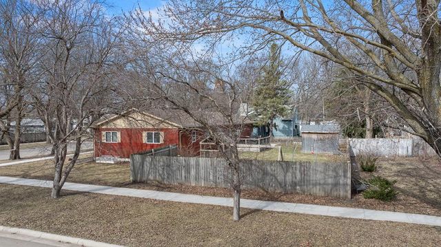 500 Rowland Street, Tracy, MN 56175