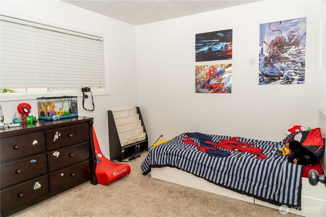 709 N 23rd Avenue, Kelso, WA 98626