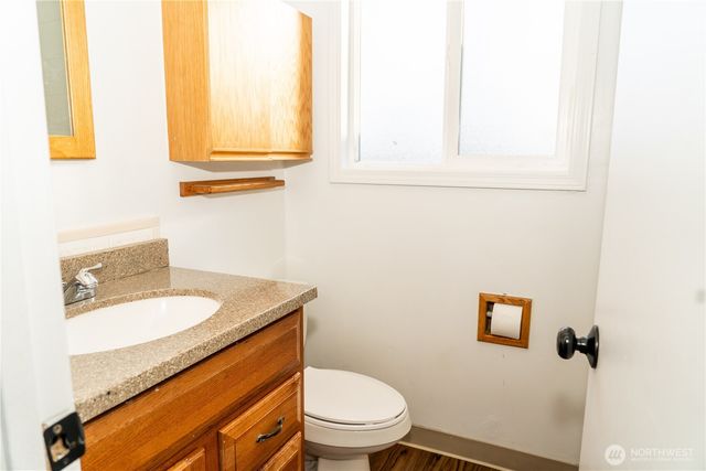 709 N 23rd Avenue, Kelso, WA 98626