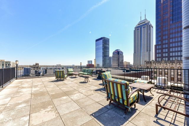 350 N Meridian Street 709, Indianapolis, IN 46204