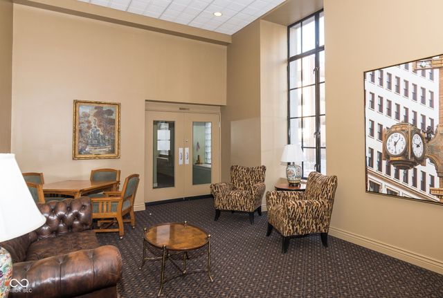 350 N Meridian Street 709, Indianapolis, IN 46204