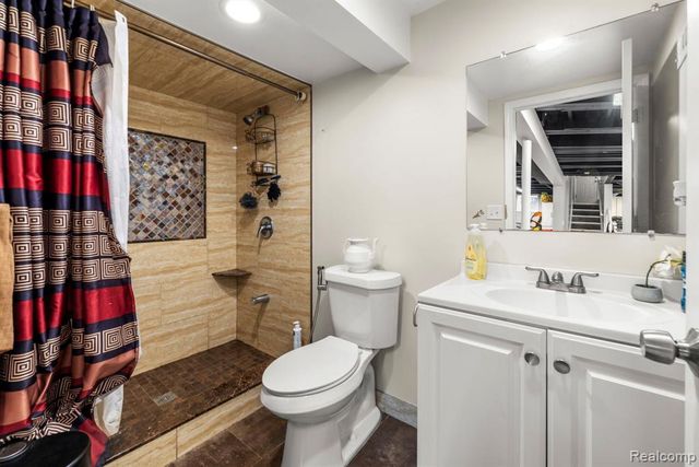 533 N Waverly Street, Dearborn, MI 48128
