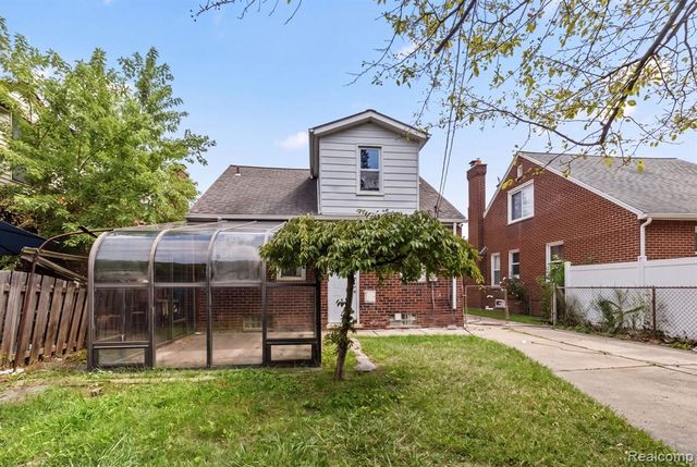 533 N Waverly Street, Dearborn, MI 48128