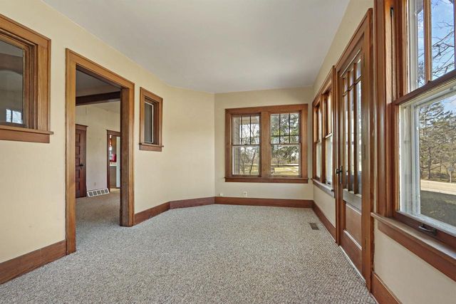 34911 W State STREET, Burlington, WI 53105