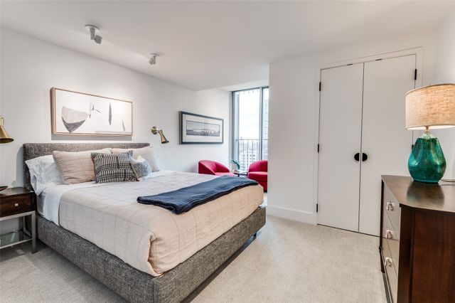 3310 Fairmount Street P2B, Dallas, TX 75201