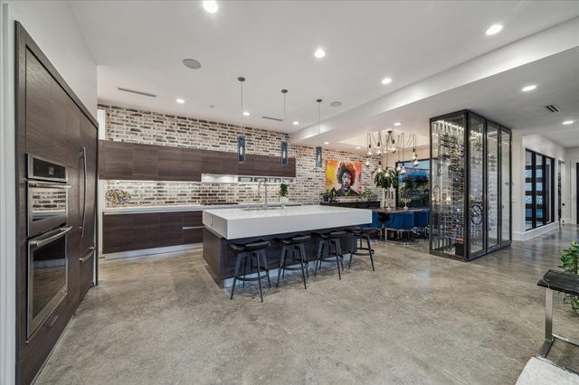 1006 Vista Creek Drive, Sugar Land, TX 77478