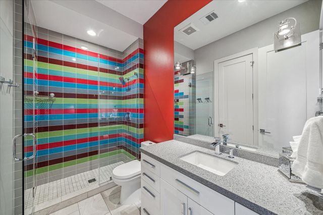 1006 Vista Creek Drive, Sugar Land, TX 77478