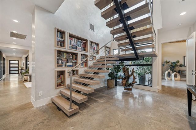 1006 Vista Creek Drive, Sugar Land, TX 77478