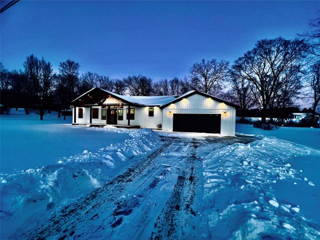 10136 HOLLIS Road, Meadville, PA 16335