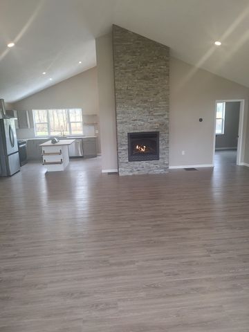 10136 HOLLIS Road, Meadville, PA 16335