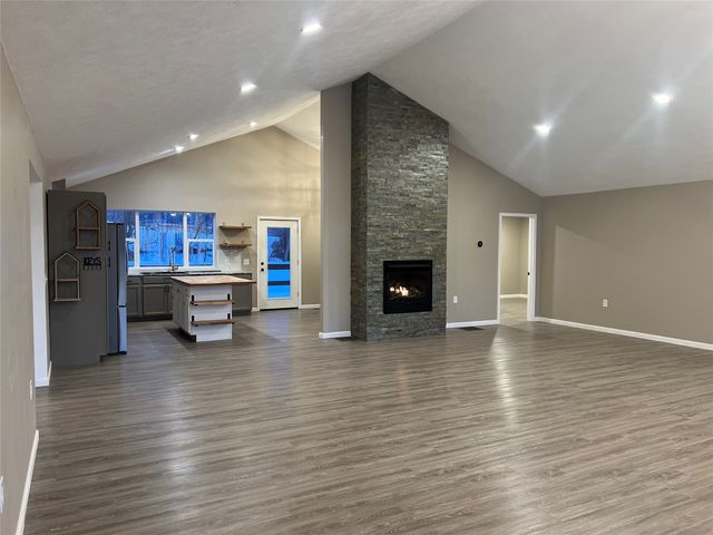 10136 HOLLIS Road, Meadville, PA 16335