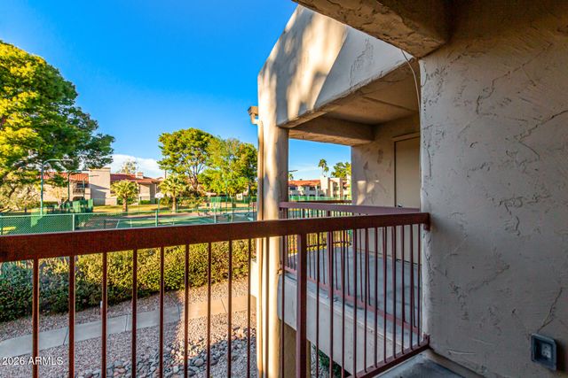 9270 E MISSION Lane 214, Scottsdale, AZ 85258