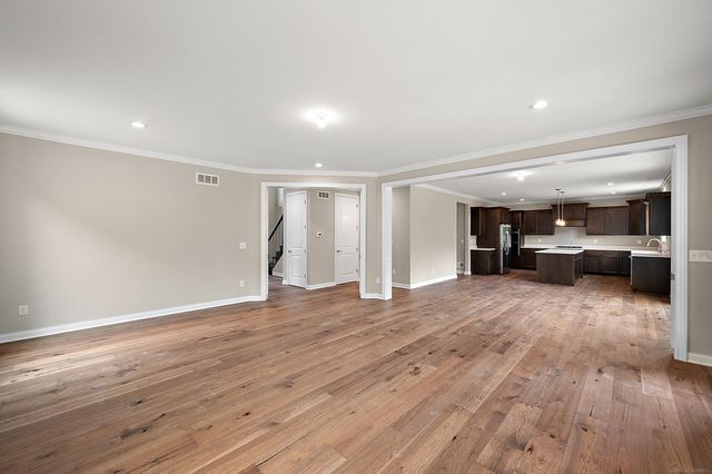 18901 Via Firenze Drive, Macomb, MI 48044