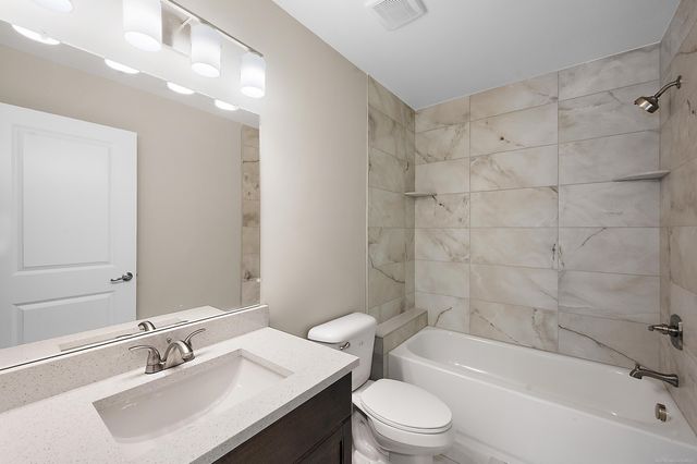 18901 Via Firenze Drive, Macomb, MI 48044