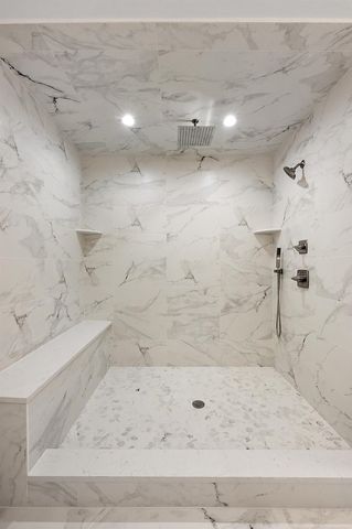 18901 Via Firenze Drive, Macomb, MI 48044