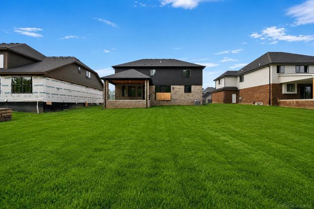 18901 Via Firenze Drive, Macomb, MI 48044