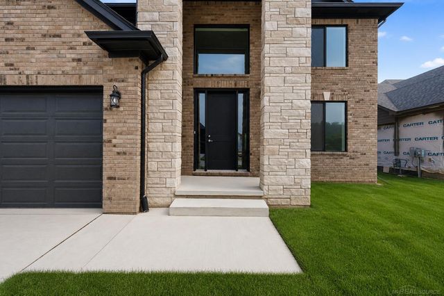 18901 Via Firenze Drive, Macomb, MI 48044