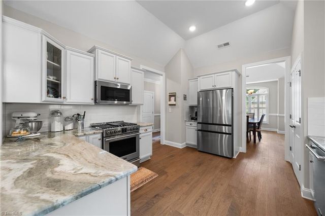 5042 Skipper Lane, Winston-salem, NC 27106