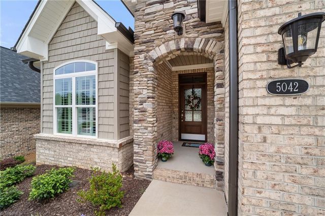 5042 Skipper Lane, Winston-salem, NC 27106