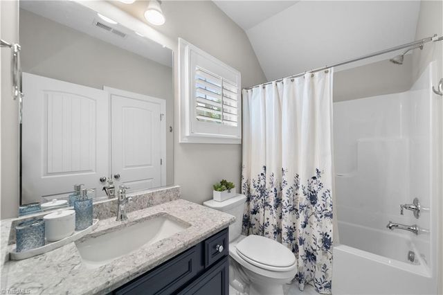 5042 Skipper Lane, Winston-salem, NC 27106