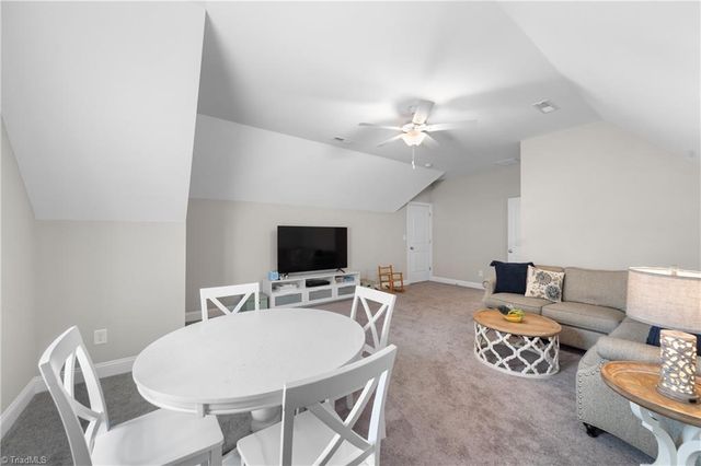 5042 Skipper Lane, Winston-salem, NC 27106