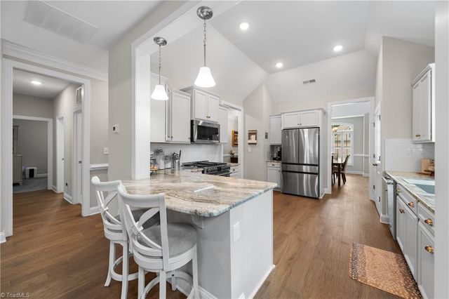 5042 Skipper Lane, Winston-salem, NC 27106