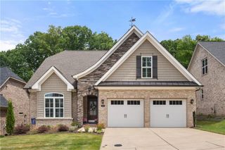 5042 Skipper Lane, Winston-salem, NC 27106