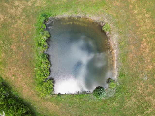 6464 County Road 1050, Celeste, TX 75423