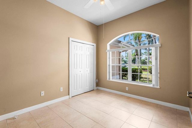 1698 SW Mockingbird Drive, Port St Lucie, FL 34986