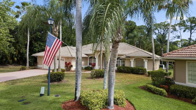 1698 SW Mockingbird Drive, Port St Lucie, FL 34986