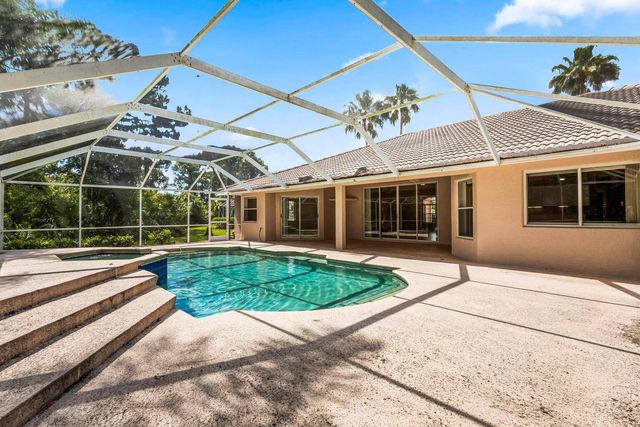 1698 SW Mockingbird Drive, Port St Lucie, FL 34986