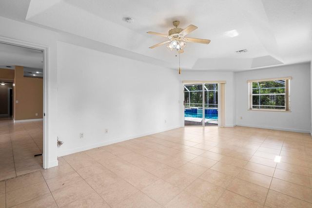 1698 SW Mockingbird Drive, Port St Lucie, FL 34986