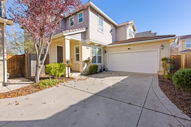 9333 Vintner Cir, Patterson, CA 95363