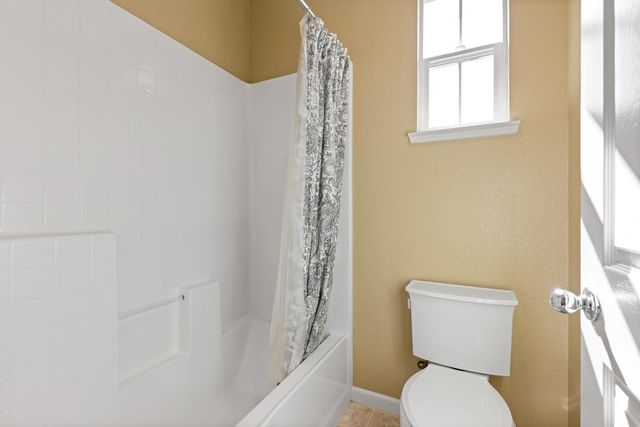 9333 Vintner Cir, Patterson, CA 95363