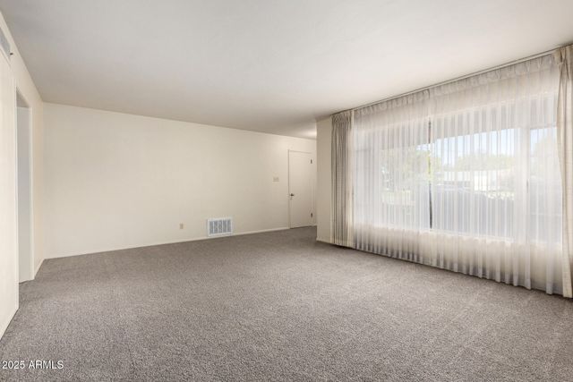 1339 E LUKE Avenue, Phoenix, AZ 85014